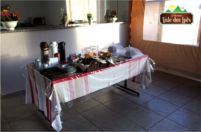 service-img